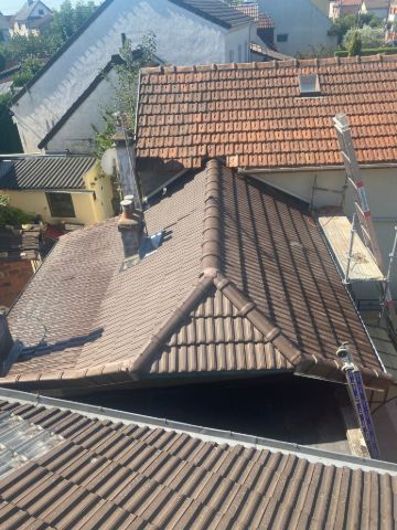 efuihzehu à Bourg-la-Reine dans les Haut-de-Seine 92