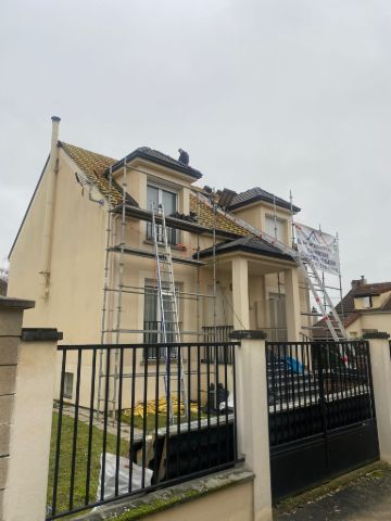 efuihzehu à Bourg-la-Reine dans les Haut-de-Seine 92